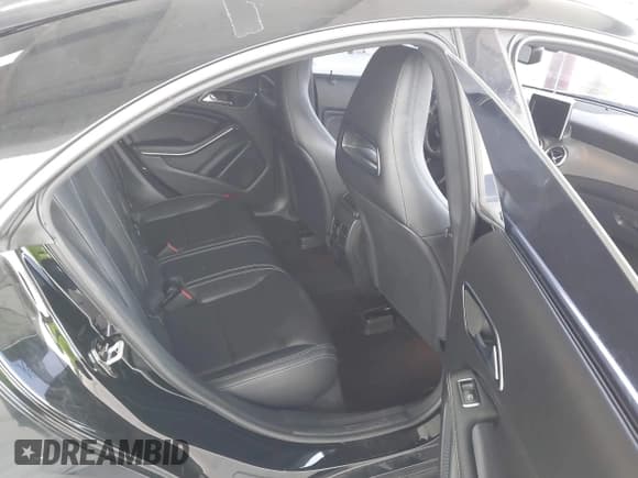 ✅ 2016 Mercedes-Benz CLA 250 • VIN: WDDSJ4EB6GN289816 • Lot: 43706566. Wystawiony na IAAI z przebiegiem 108 690 mil. Bezpłatny archiwum sprzedaży aukcyjnych z USA i szczegółowy raport historii pojazdu na DreamBid. Zdjęcie 8.