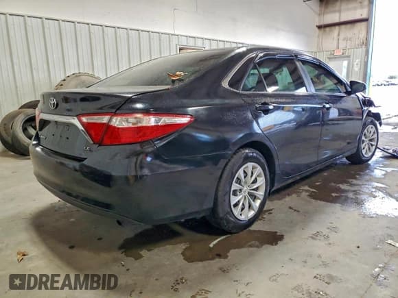 ✅ 2017 Toyota Camry XLE • VIN: 4T1BF1FK8HU744693 • Lot: 94879615. Wystawiony na Copart z przebiegiem 151 693 mil. Bezpłatny archiwum sprzedaży aukcyjnych z USA i szczegółowy raport historii pojazdu na DreamBid. Zdjęcie 3.