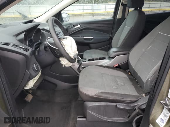 ✅ 2013 Ford Escape SE • VIN: 1FMCU0G9XDUA21874 • Lot: 85776395. Wystawiony na Copart z przebiegiem 201 652 mil. Bezpłatny archiwum sprzedaży aukcyjnych z USA i szczegółowy raport historii pojazdu na DreamBid. Zdjęcie 7.