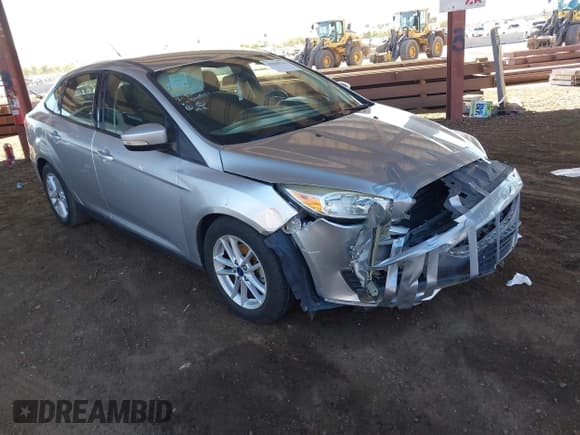 ✅ 2017 Ford Focus SE • VIN: 1FADP3F28HL308881 • Lot: 43845726. Listed on IAAI with 84,931 mi. Free auction sales archive from the USA and detailed vehicle history report at DreamBid. Image 1.