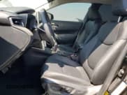 ✅ 2024 Toyota Corolla Cross XLE • VIN: 7MUDAAAG4RV090981 • Lot: 70227335. Wystawiony na Copart z przebiegiem 4 165 mil. Bezpłatny archiwum sprzedaży aukcyjnych z USA i szczegółowy raport historii pojazdu na DreamBid. Zdjęcie 7.