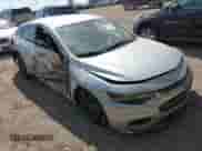 2016 Chevrolet Malibu LT z VIN 1G1ZE5ST5GF303756, wystawiony jako IAAI lot #43351963 z przebiegiem Nie podano mil oraz . Historia ofert i sprzedaży dostępna na DreamBid. Obrazek 1.