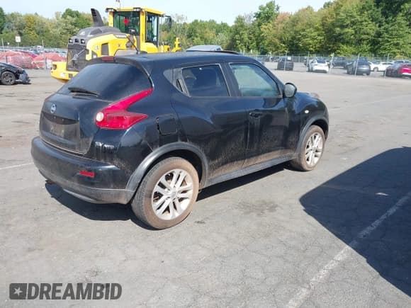 ✅ 2011 Nissan Juke SL • VIN: JN8AF5MV1BT025677 • Лот: 43339550. Опубликован ранее на IAAI с пробегом 177 436 миль. Бесплатный доступ к архиву аукционных продаж из США и подробный отчёт об истории автомобиля на DreamBid. Изображение 4.