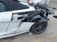 ✅ 2011 Audi R8 • VIN: WUAVNAFG2BN001984 • Лот: 41830131. Опубликован ранее на IAAI с пробегом 78 499 миль. Бесплатный доступ к архиву аукционных продаж из США и подробный отчёт об истории автомобиля на DreamBid. Изображение 6.