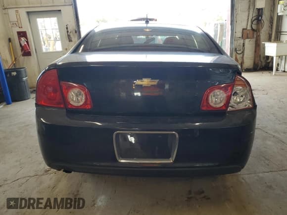 ✅ 2011 Chevrolet Malibu 1LT • VIN: 1G1ZC5E18BF176901 • Lot: 71202134. Listed on Copart with 198,830 mi. Free auction sales archive from the USA and detailed vehicle history report at DreamBid. Image 6.