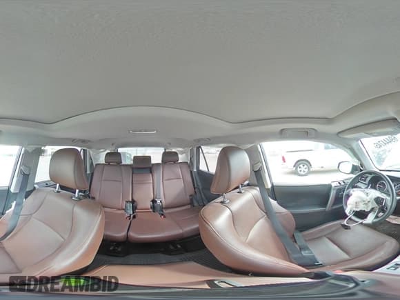 ✅ 2022 Toyota 4Runner Limited • VIN: JTEKU5JR5N6049878 • Lot: 69444745. Wystawiony na Copart z przebiegiem 26 863 mil. Bezpłatny archiwum sprzedaży aukcyjnych z USA i szczegółowy raport historii pojazdu na DreamBid. Zdjęcie 16.