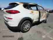 2021 Hyundai Tucson SE z VIN KM8J23A49MU327198, wystawiony jako Copart lot #62793005 z przebiegiem Nie podano mil oraz Nie do naprawy • Non repairable. Historia ofert i sprzedaży dostępna na DreamBid. Obrazek 3.