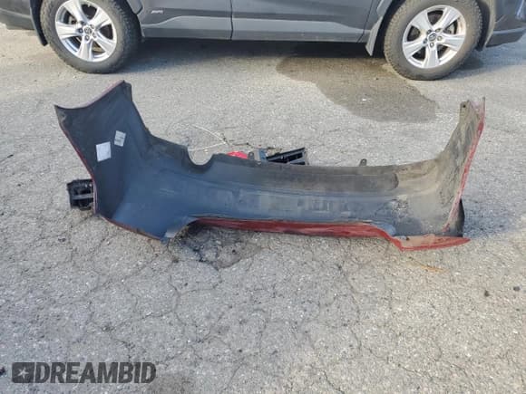 ✅ 2011 Nissan Sentra SR • VIN: 3N1AB6AP1BL717495 • Lot: 86104035. Wystawiony na Copart z przebiegiem 215 870 mil. Bezpłatny archiwum sprzedaży aukcyjnych z USA i szczegółowy raport historii pojazdu na DreamBid. Zdjęcie 12.