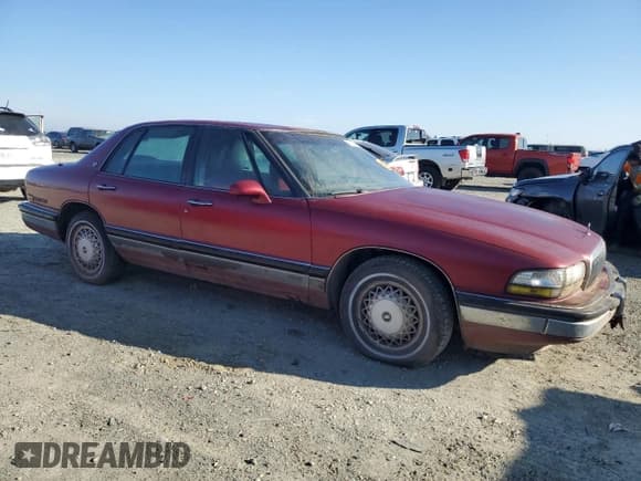 ✅ 1992 Buick Park Avenue • VIN: 1G4CW53L8N1648276 • Lot: 87951165. Listed on Copart with 142,562 mi. Free auction sales archive from the USA and detailed vehicle history report at DreamBid. Image 4.
