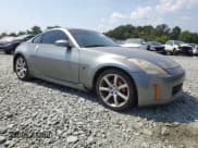✅ 2005 Nissan 350Z • VIN: JN1AZ34D85M608232 • Лот: 69145384. Опубликован ранее на Copart с пробегом 128 199 миль. Бесплатный доступ к архиву аукционных продаж из США и подробный отчёт об истории автомобиля на DreamBid. Изображение 4.