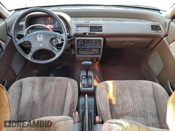 ✅ 1990 Honda Civic • VIN: 1HGED3650LA073402 • Lot: 97057165. Listed on Copart with 50,476 mi. Free auction sales archive from the USA and detailed vehicle history report at DreamBid. Image 8.