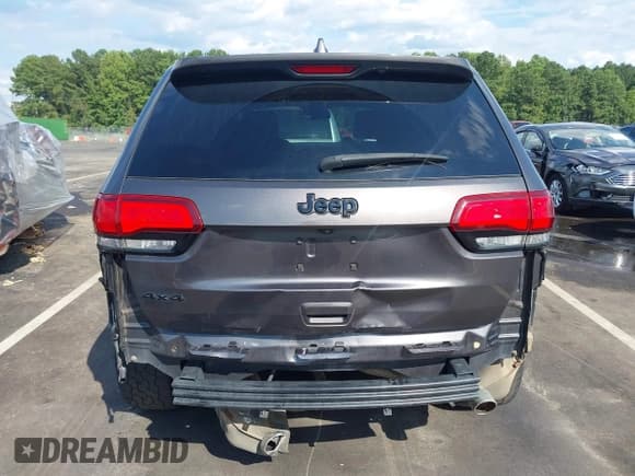 ✅ 2015 Jeep Grand Cherokee Altitude • VIN: 1C4RJFAG8FC196473 • Лот: 43104262. Опубликован ранее на IAAI с пробегом 130 857 миль. Бесплатный доступ к архиву аукционных продаж из США и подробный отчёт об истории автомобиля на DreamBid. Изображение 17.