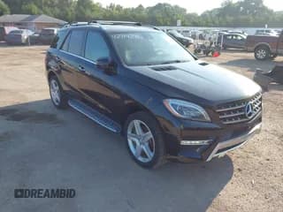 ✅ 2015 Mercedes-Benz M 400 • VIN: 4JGDA5GB7FA449239 • Lot: 42914236. Wystawiony na IAAI z przebiegiem 133 579 mil. Bezpłatny archiwum sprzedaży aukcyjnych z USA i szczegółowy raport historii pojazdu na DreamBid. Zdjęcie 1.
