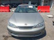✅ 2000 Lexus ES 300 • VIN: JT8BF28G7Y0285648 • Lot: 42963535. Listed on IAAI with 157,356 mi. Free auction sales archive from the USA and detailed vehicle history report at DreamBid. Image 6.