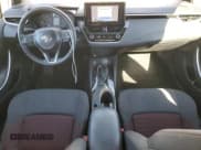 ✅ 2025 Toyota Corolla SE • VIN: 5YFS4MCE3SP225369 • Лот: 91841905. Опубликован ранее на Copart с пробегом 19 627 миль. Бесплатный доступ к архиву аукционных продаж из США и подробный отчёт об истории автомобиля на DreamBid. Изображение 8.