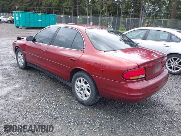 ✅ 2000 Oldsmobile Intrigue GX • VIN: 1G3WH52HXYF300866 • Lot: 42315649. Wystawiony na IAAI z przebiegiem 100 955 mil. Bezpłatny archiwum sprzedaży aukcyjnych z USA i szczegółowy raport historii pojazdu na DreamBid. Zdjęcie 3.
