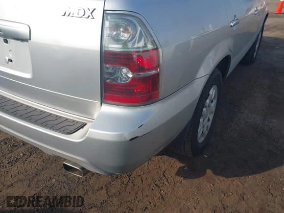 ✅ 2006 Acura MDX Touring • VIN: 2HNYD18976H543764 • Лот: 43226644. Опубликован ранее на IAAI с пробегом 120 229 миль. Бесплатный доступ к архиву аукционных продаж из США и подробный отчёт об истории автомобиля на DreamBid. Изображение 17.