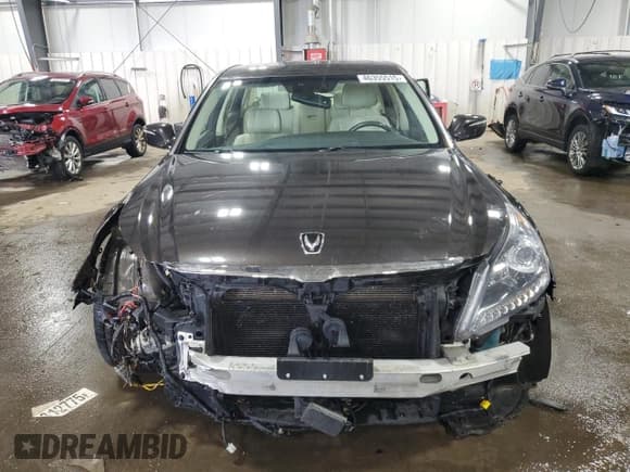 ✅ 2014 Hyundai Equus Signature • VIN: KMHGH4JH6EU082783 • Лот: 46355515. Опубликован ранее на Copart с пробегом 108 619 миль. Бесплатный доступ к архиву аукционных продаж из США и подробный отчёт об истории автомобиля на DreamBid. Изображение 5.