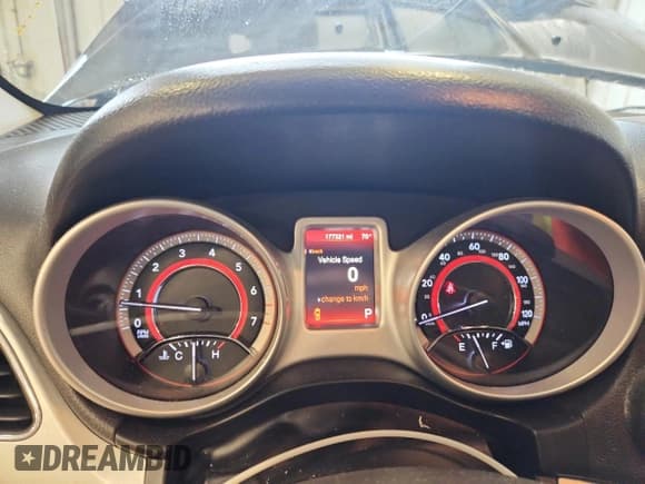 ✅ 2015 Dodge Journey SXT • VIN: 3C4PDDBG3FT676071 • Lot: 86784075. Wystawiony na Copart z przebiegiem 177 321 mil. Bezpłatny archiwum sprzedaży aukcyjnych z USA i szczegółowy raport historii pojazdu na DreamBid. Zdjęcie 9.