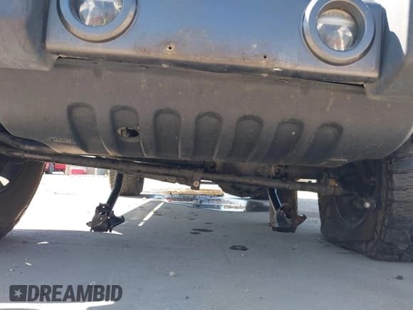 ✅ 2017 Jeep Wrangler Unlimited Sahara • VIN: 1C4BJWEG8HL599349 • Lot: 43383238. Listed on IAAI with 114,754 mi. Free auction sales archive from the USA and detailed vehicle history report at DreamBid. Image 18.