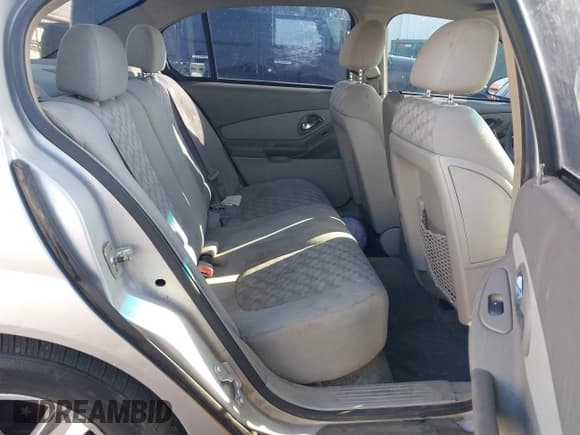 ✅ 2005 Chevrolet Malibu LS • VIN: 1G1ZT54865F193117 • Lot: 43643285. Listed on IAAI with 213,815 mi. Free auction sales archive from the USA and detailed vehicle history report at DreamBid. Image 8.