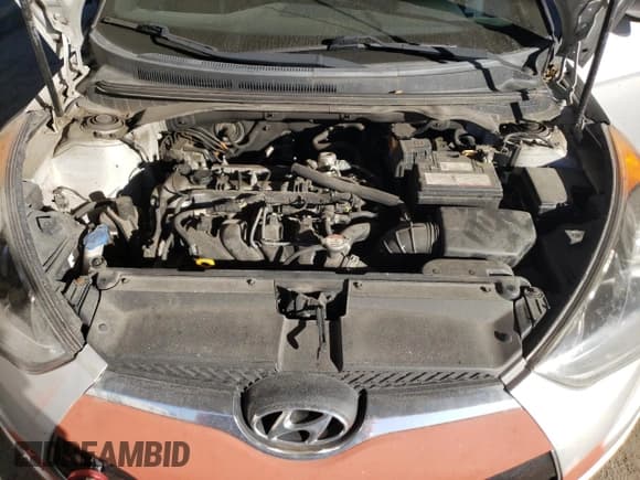 ✅ 2016 Hyundai Veloster • VIN: KMHTC6AD3GU265826 • Lot: 77306304. Wystawiony na Copart z przebiegiem 131 022 mil. Bezpłatny archiwum sprzedaży aukcyjnych z USA i szczegółowy raport historii pojazdu na DreamBid. Zdjęcie 11.