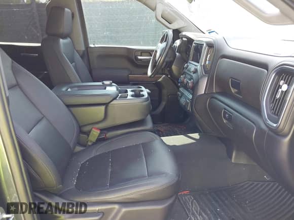 2022 Chevrolet Silverado 1500 LT z VIN 1GCPWCED8NZ104295, wystawiony jako IAAI lot #42053778 z przebiegiem 65 737 mil mil oraz . Historia ofert i sprzedaży dostępna na DreamBid. Obrazek 5.