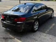 ✅ 2013 BMW 5 Series 528i xDrive • VIN: WBAXH5C53DD108071 • Lot: 93976805. Listed on Copart with 89,945 mi. Free auction sales archive from the USA and detailed vehicle history report at DreamBid. Image 4.