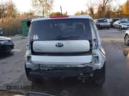 ✅ 2015 Kia Soul + • VIN: KNDJP3A51F7804206 • Лот: 43702096. Опубликован ранее на IAAI с пробегом 88 138 миль. Бесплатный доступ к архиву аукционных продаж из США и подробный отчёт об истории автомобиля на DreamBid. Изображение 17.