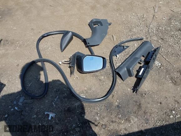 ✅ 2023 Mitsubishi Mirage ES • VIN: ML32FUFJ9PHF05308 • Лот: 43075995. Опубликован ранее на IAAI с пробегом 68 731 миль. Бесплатный доступ к архиву аукционных продаж из США и подробный отчёт об истории автомобиля на DreamBid. Изображение 12.