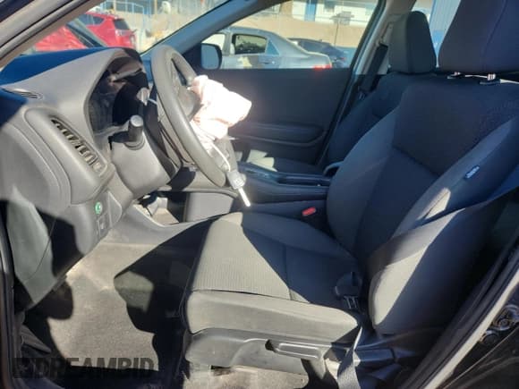 ✅ 2019 Honda HR-V LX • VIN: 3CZRU6H37KG717145 • Lot: 85356445. Wystawiony na Copart z przebiegiem 61 225 mil. Bezpłatny archiwum sprzedaży aukcyjnych z USA i szczegółowy raport historii pojazdu na DreamBid. Zdjęcie 7.