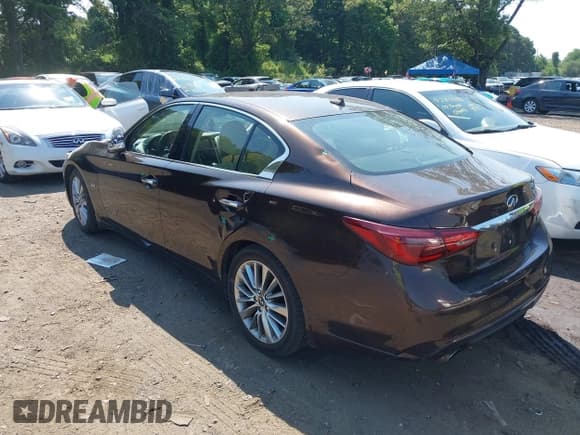 ✅ 2018 Infiniti Q50 Luxe • VIN: JN1EV7AR9JM610733 • Lot: 42855292. Listed on IAAI with 68,218 mi. Free auction sales archive from the USA and detailed vehicle history report at DreamBid. Image 3.
