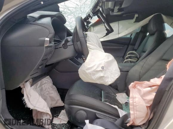 ✅ 2025 Mazda 3 S Select Sport • VIN: JM1BPAKM0S1758380 • Лот: 68722695. Опубликован ранее на Copart с пробегом 6 350 миль. Бесплатный доступ к архиву аукционных продаж из США и подробный отчёт об истории автомобиля на DreamBid. Изображение 7.