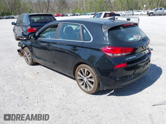 ✅ 2019 Hyundai Elantra • VIN: KMHH35LE4KU102259 • Lot: 42075775. Listed on IAAI with 75,830 mi. Free auction sales archive from the USA and detailed vehicle history report at DreamBid. Image 3.