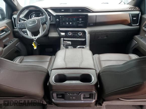 ✅ 2023 GMC Sierra 1500 Denali • VIN: 3GTUUGED5PG226602 • Лот: 71270545. Опубликован ранее на Copart с пробегом 36 185 миль. Бесплатный доступ к архиву аукционных продаж из США и подробный отчёт об истории автомобиля на DreamBid. Изображение 8.