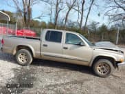 ✅ 2003 Dodge Dakota SLT • VIN: 1D7HL48X53S348636 • Lot: 41329221. Wystawiony na IAAI z przebiegiem 133 075 mil. Bezpłatny archiwum sprzedaży aukcyjnych z USA i szczegółowy raport historii pojazdu na DreamBid. Zdjęcie 13.