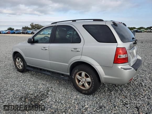 ✅ 2008 Kia Sorento LX • VIN: KNDJD735685835110 • Лот: 90535845. Опубликован ранее на Copart с пробегом 223 940 миль. Бесплатный доступ к архиву аукционных продаж из США и подробный отчёт об истории автомобиля на DreamBid. Изображение 2.