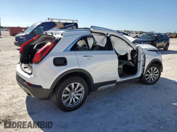 ✅ 2020 Cadillac XT4 FWD Premium Luxury • VIN: 1GYFZCR48LF128683 • Lot: 82842694. Listed on Copart with Not provided. Free auction sales archive from the USA and detailed vehicle history report at DreamBid. Image 3.