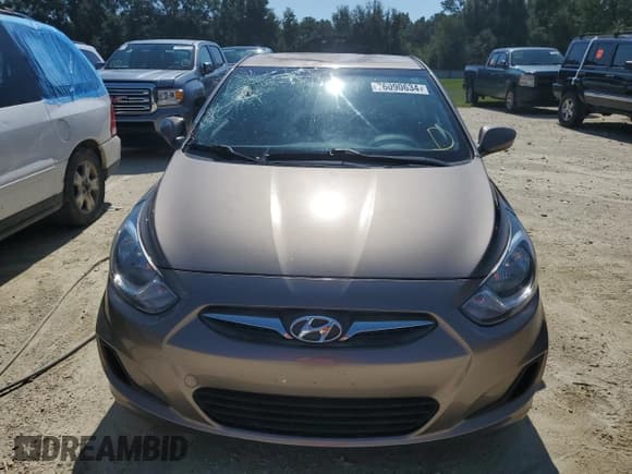 ✅ 2014 Hyundai Accent GS • VIN: KMHCT5AE5EU162083 • Лот: 76090634. Опубликован ранее на Copart с пробегом 53 093 миль. Бесплатный доступ к архиву аукционных продаж из США и подробный отчёт об истории автомобиля на DreamBid. Изображение 5.