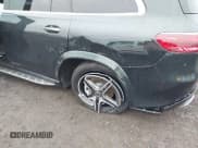 ✅ 2024 Mercedes-Benz GLS 450 • VIN: 4JGFF5KE6RB181374 • Lot: 41433880. Listed on IAAI with 9,389 mi. Free auction sales archive from the USA and detailed vehicle history report at DreamBid. Image 20.