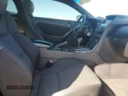 ✅ 2013 Hyundai Genesis Coupe Premium • VIN: KMHHT6KDXDU092323 • Lot: 47131065. Wystawiony na Copart z przebiegiem 144 850 mil. Bezpłatny archiwum sprzedaży aukcyjnych z USA i szczegółowy raport historii pojazdu na DreamBid. Zdjęcie 10.