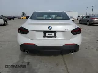 ✅ 2023 BMW 2 Series 230i • VIN: 3MW23CM00P8C80060 • Lot: 39725573. Wystawiony na Copart z przebiegiem Nie podano. Bezpłatny archiwum sprzedaży aukcyjnych z USA i szczegółowy raport historii pojazdu na DreamBid. Zdjęcie 6.