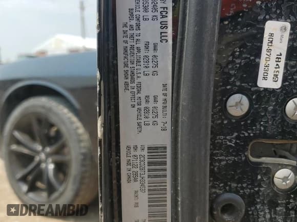 ✅ 2018 Dodge Challenger T/A • VIN: 2C3CDZBT3JH334537 • Lot: 65013004. Wystawiony na Copart z przebiegiem 86 398 mil. Bezpłatny archiwum sprzedaży aukcyjnych z USA i szczegółowy raport historii pojazdu na DreamBid. Zdjęcie 12.