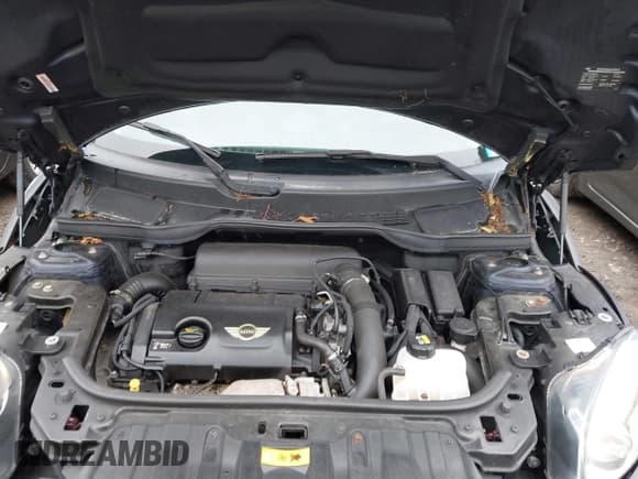 ✅ 2016 MINI Countryman S • VIN: WMWZC5C56GWU02063 • Lot: 42700641. Listed on IAAI with 157,960 mi. Free auction sales archive from the USA and detailed vehicle history report at DreamBid. Image 10.