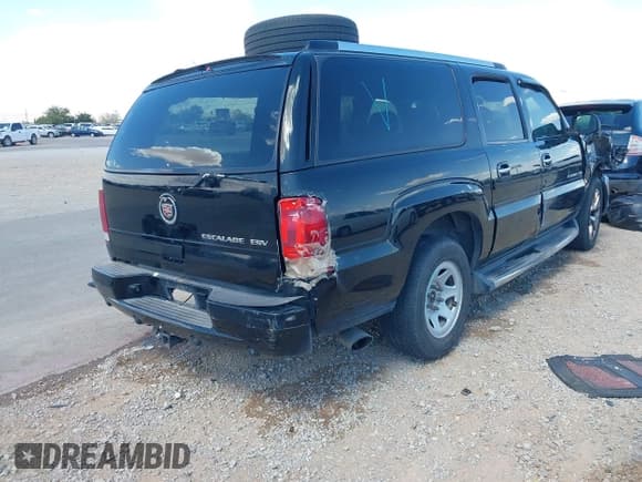 ✅ 2004 Cadillac Escalade ESV • VIN: 3GYFK66N04G170266 • Лот: 42088062. Опубликован ранее на IAAI с пробегом 279 383 миль. Бесплатный доступ к архиву аукционных продаж из США и подробный отчёт об истории автомобиля на DreamBid. Изображение 4.