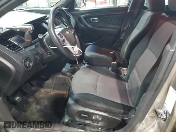 ✅ 2013 Ford Police Interceptor • VIN: 1FAHP2M82DG121593 • Lot: 55405105. Wystawiony na Copart z przebiegiem 213 022 mil. Bezpłatny archiwum sprzedaży aukcyjnych z USA i szczegółowy raport historii pojazdu na DreamBid. Zdjęcie 7.