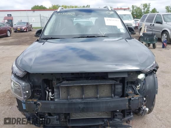 ✅ 2023 Hyundai Venue SEL • VIN: KMHRC8A32PU257701 • Lot: 43033312. Listed on IAAI with 43,071 mi. Free auction sales archive from the USA and detailed vehicle history report at DreamBid. Image 6.