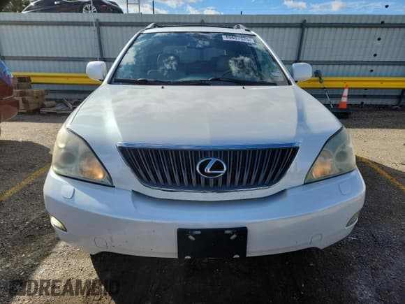 ✅ 2004 Lexus RX 330 • VIN: JTJGA31U340041353 • Lot: 89607575. Listed on Copart with 137,578 mi. Free auction sales archive from the USA and detailed vehicle history report at DreamBid. Image 5.