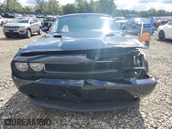 ✅ 2012 Dodge Challenger SXT • VIN: 2C3CDYAG8CH208773 • Lot: 72225004. Wystawiony na Copart z przebiegiem 105 155 mil. Bezpłatny archiwum sprzedaży aukcyjnych z USA i szczegółowy raport historii pojazdu na DreamBid. Zdjęcie 5.