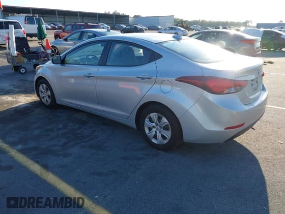 ✅ 2016 Hyundai Elantra SE • VIN: 5NPDH4AEXGH735352 • Lot: 43634764. Listed on IAAI with 187,547 mi. Free auction sales archive from the USA and detailed vehicle history report at DreamBid. Image 3.